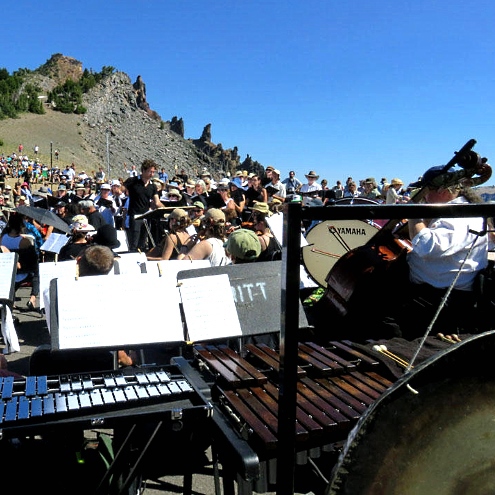 Tune with a View: Symphonic Sounds amid Scenic Splendor
