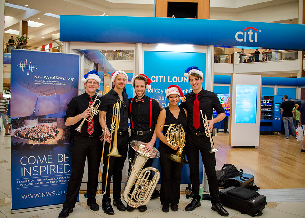 Fellows at Citi Lounge in Aventura Mall