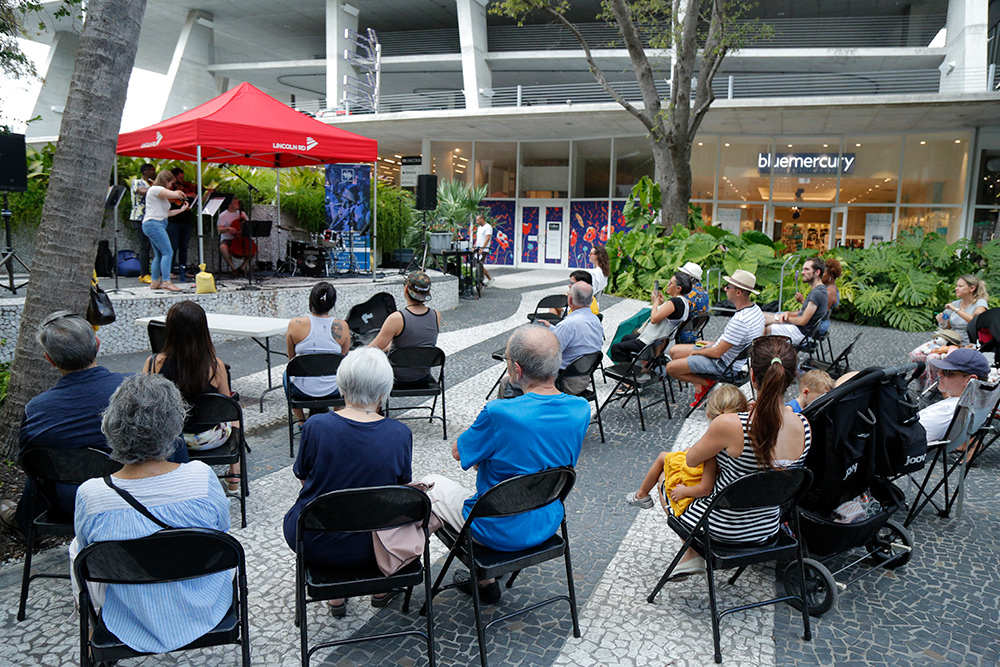 Benefit Concert on Lincoln Road