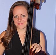 Andrea Beyer, bass