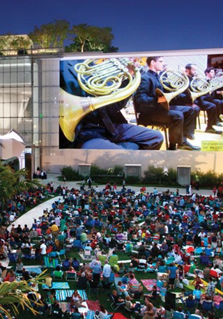 WALLCAST® Concert: Side-by-Side Concert