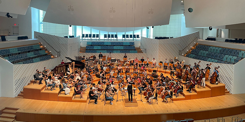 NWS orchestra on stage