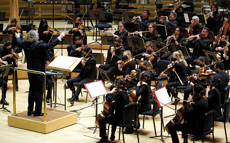 Stéphane Denève leads NWS at Arsht Center