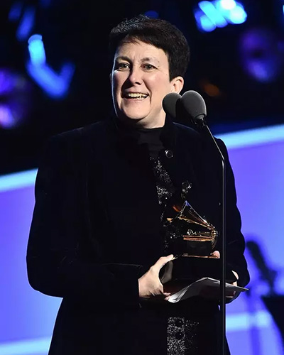 Jennifer Higdon accepting Grammy Award