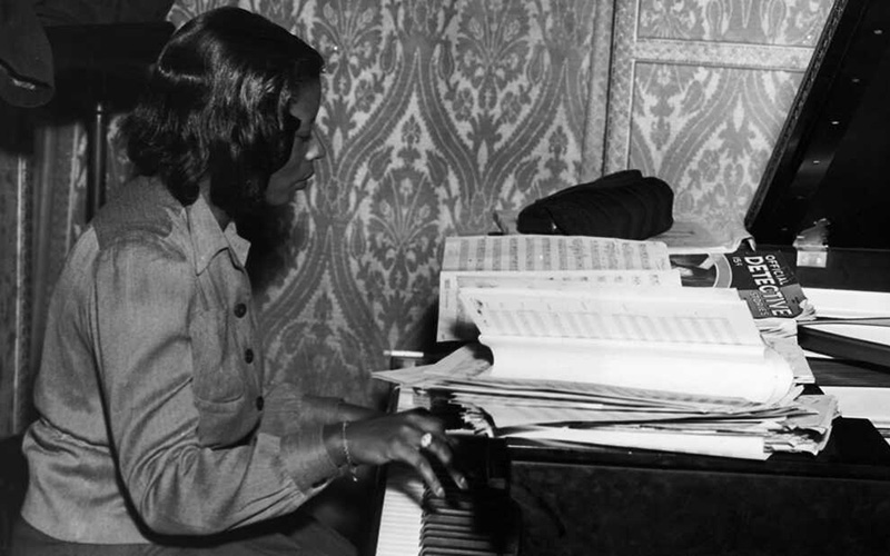 Mary Lou Williams at keyboard